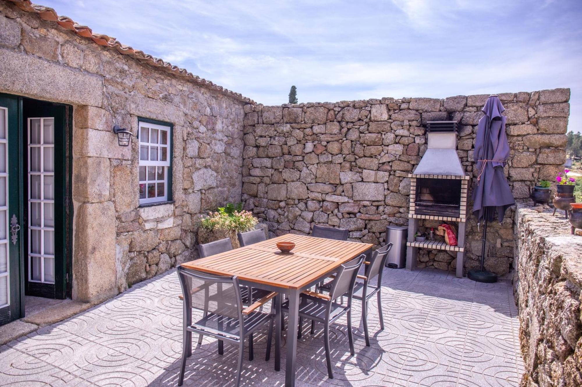 Villa Casa Da Cerca à Sortelha Extérieur photo