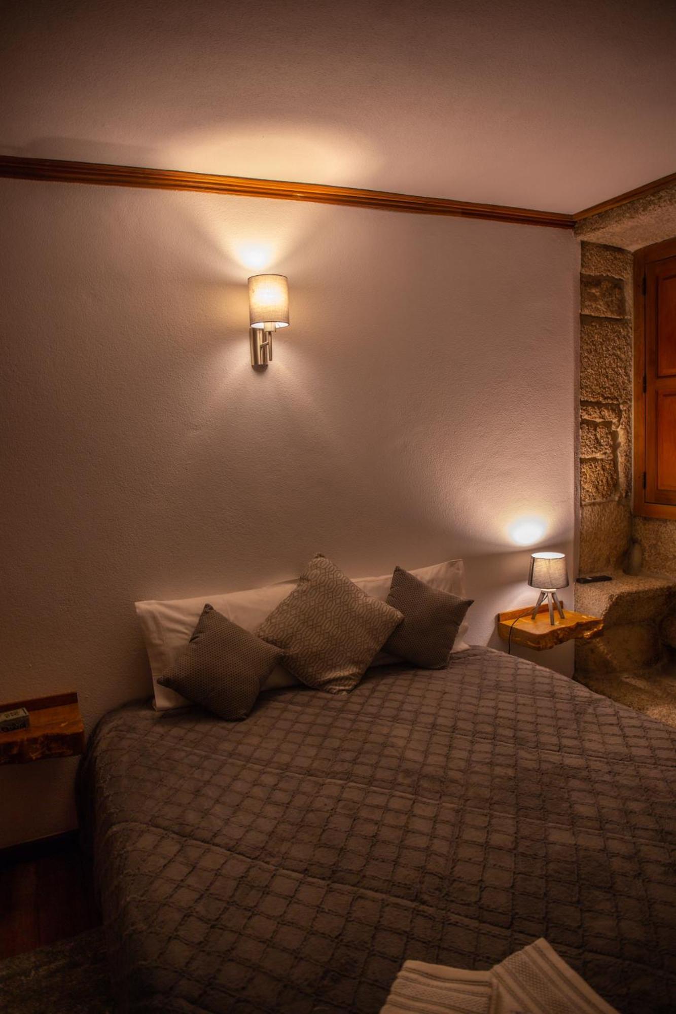 Villa Casa Da Cerca à Sortelha Extérieur photo